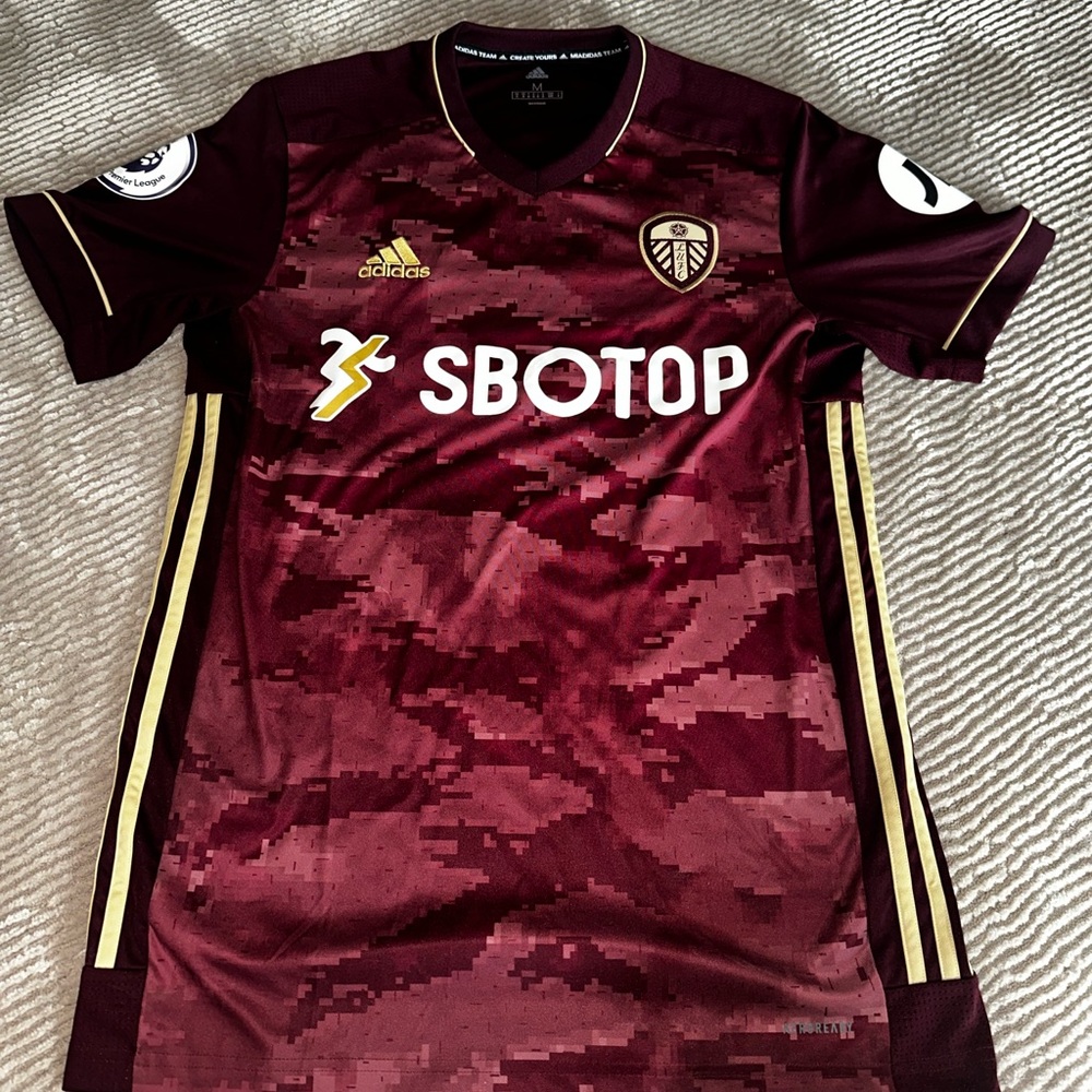 Leeds United 2022 3rd Shirt (M)